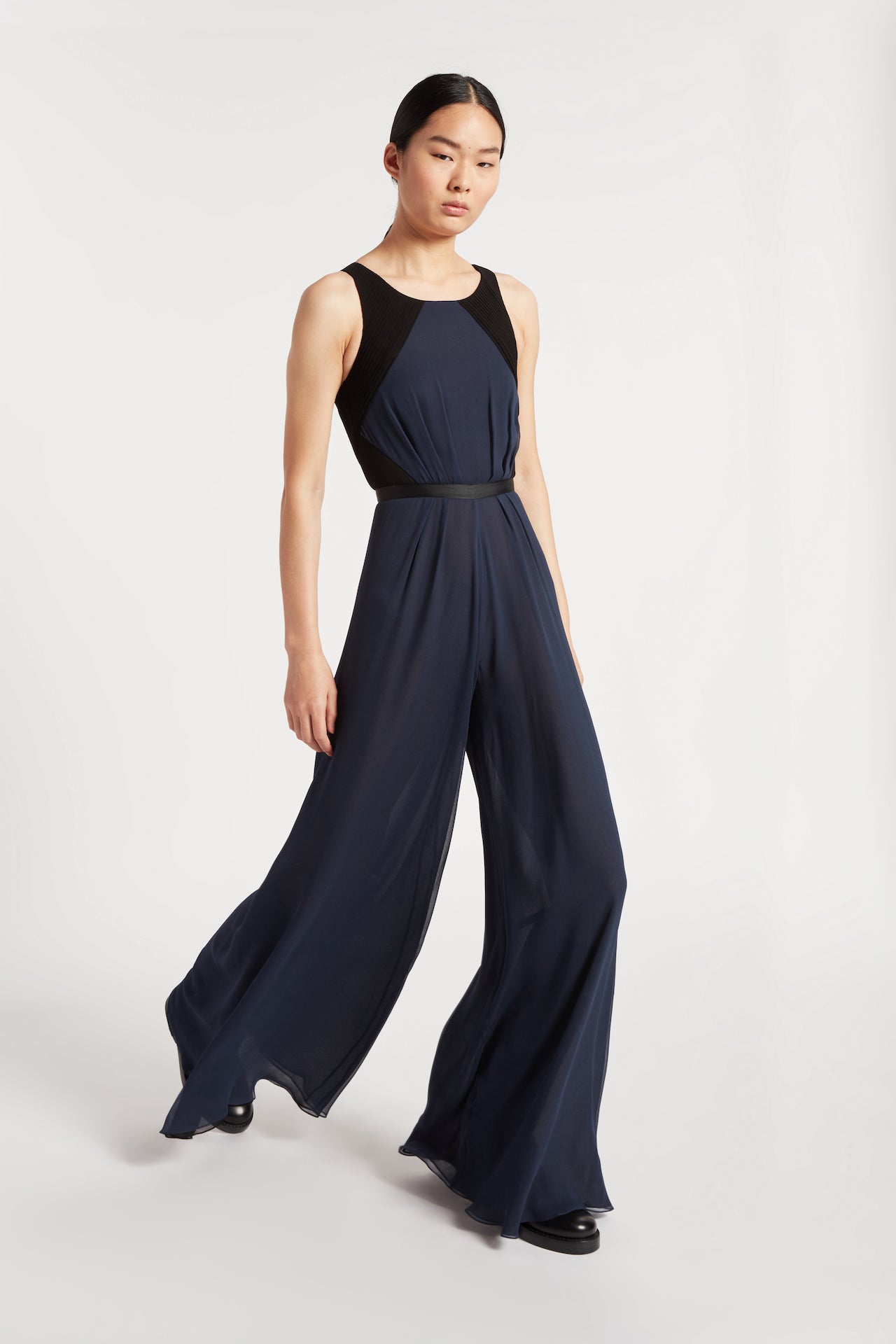 Vera Jumpsuit in Navy | Noon By Noor