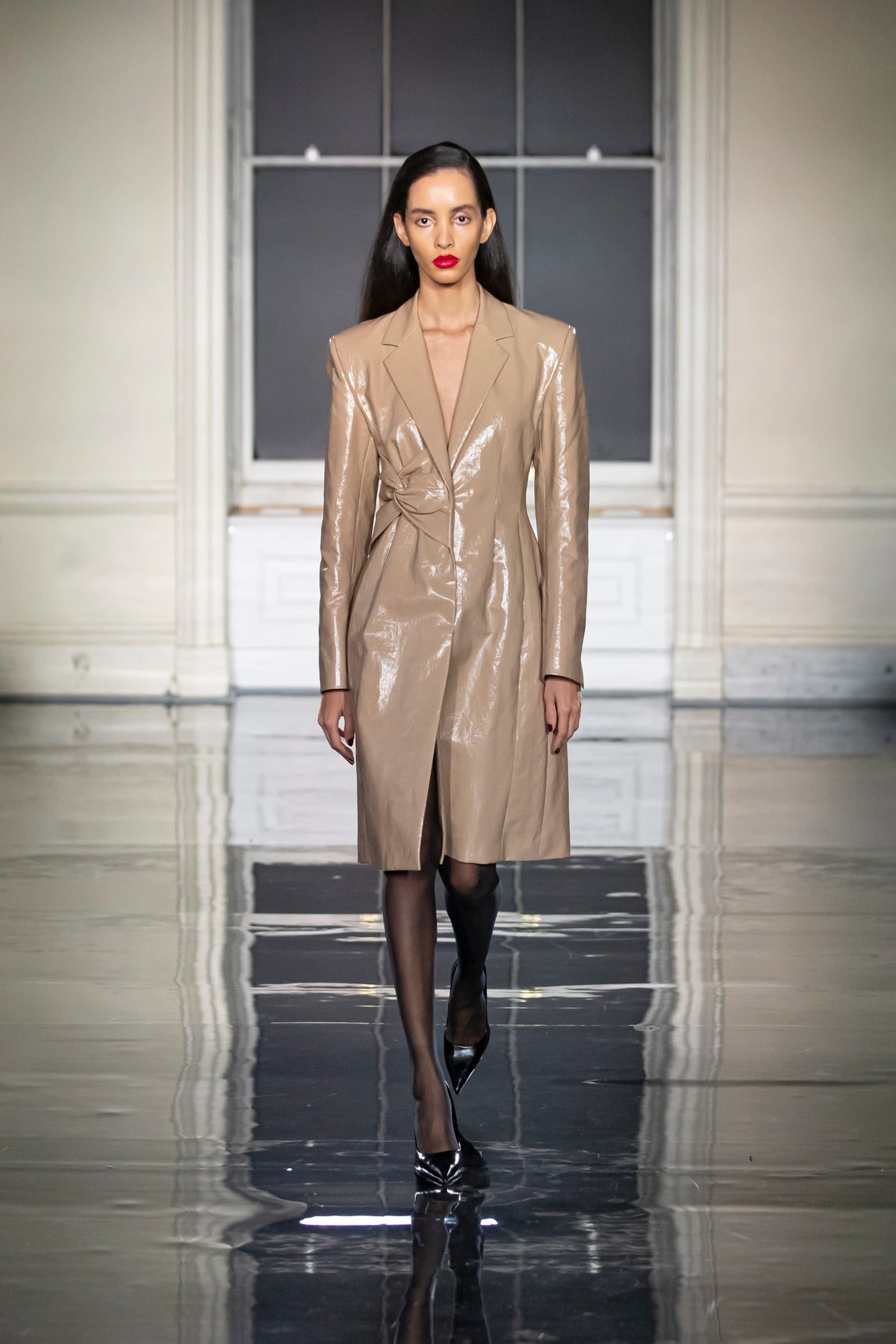 Hessa Coat in Sand | Noon By Noor