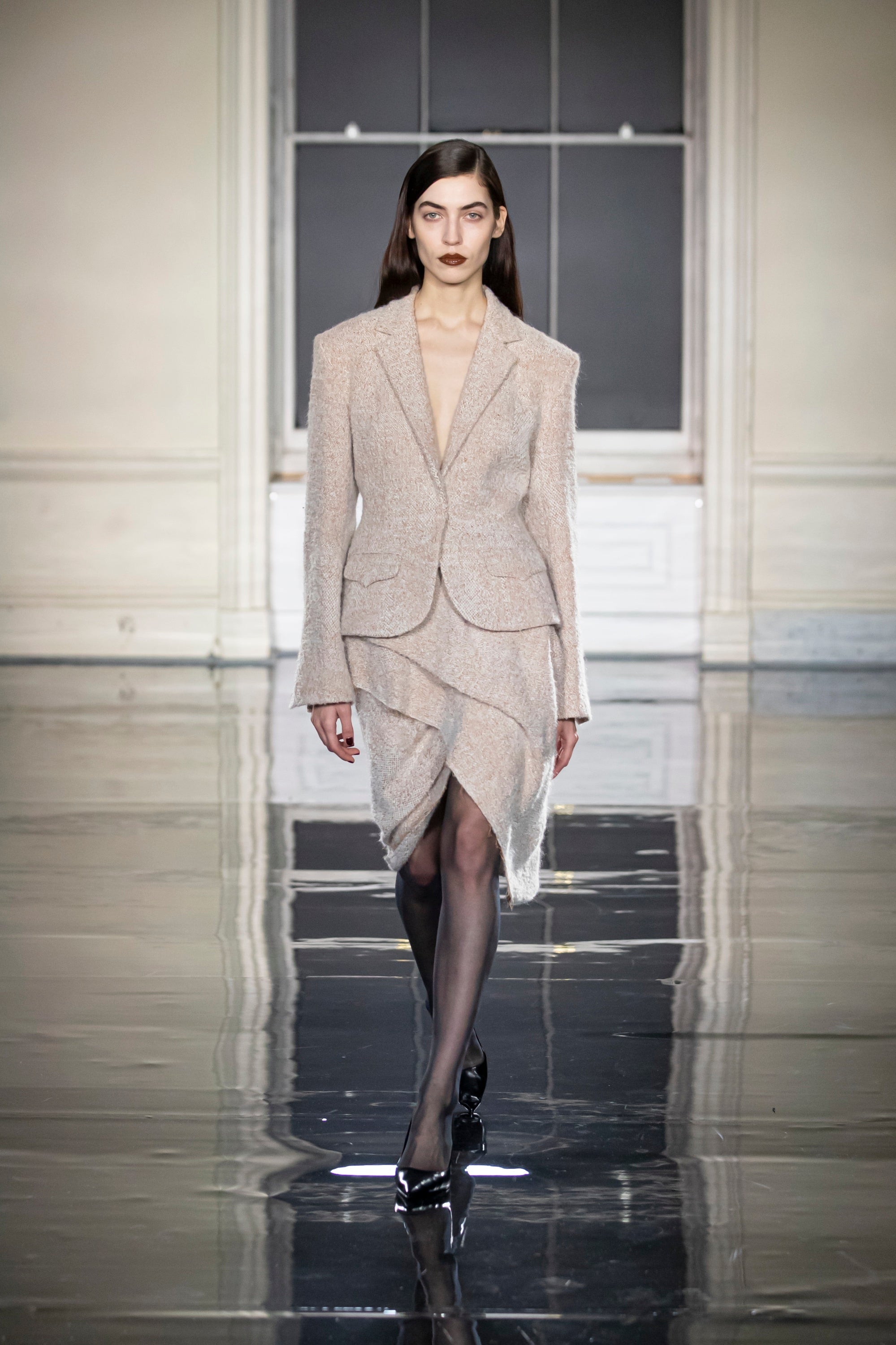 Dorian Skrit in Ivory Caramel | Noon By Noor