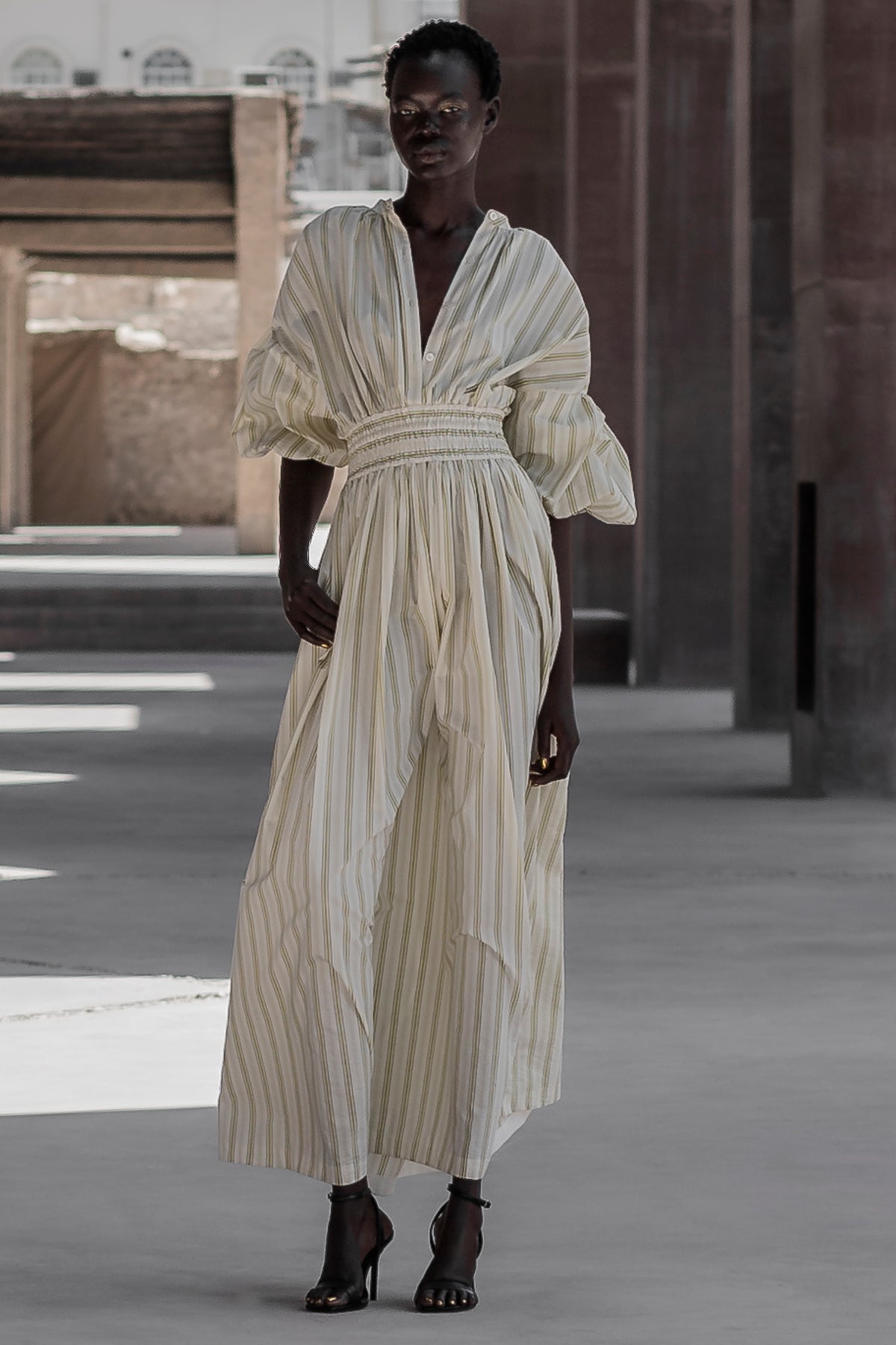 Leanne Dress in Green Ecru| Noon by Noor