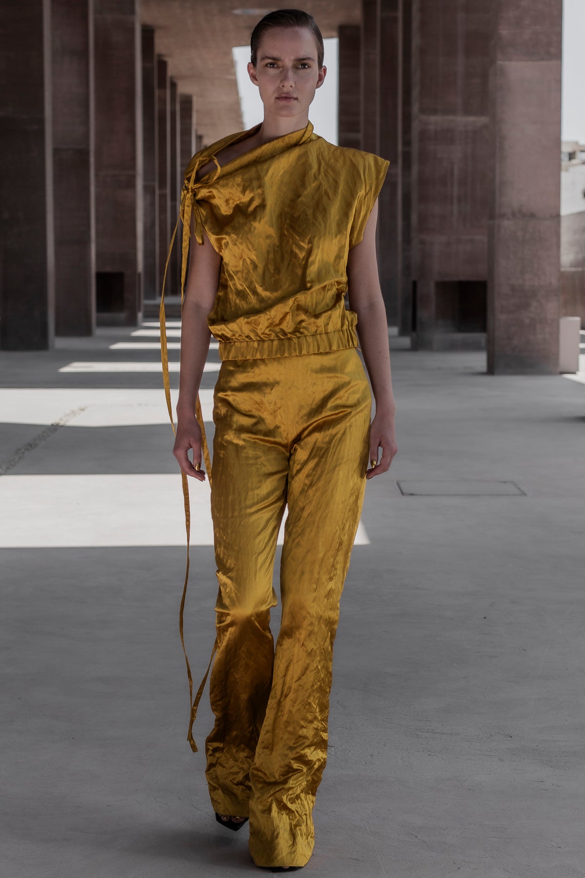 Devlyn Top in Gold| Noon by Noor